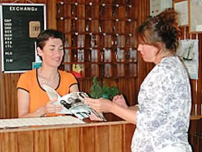 Szálloda Karyatides